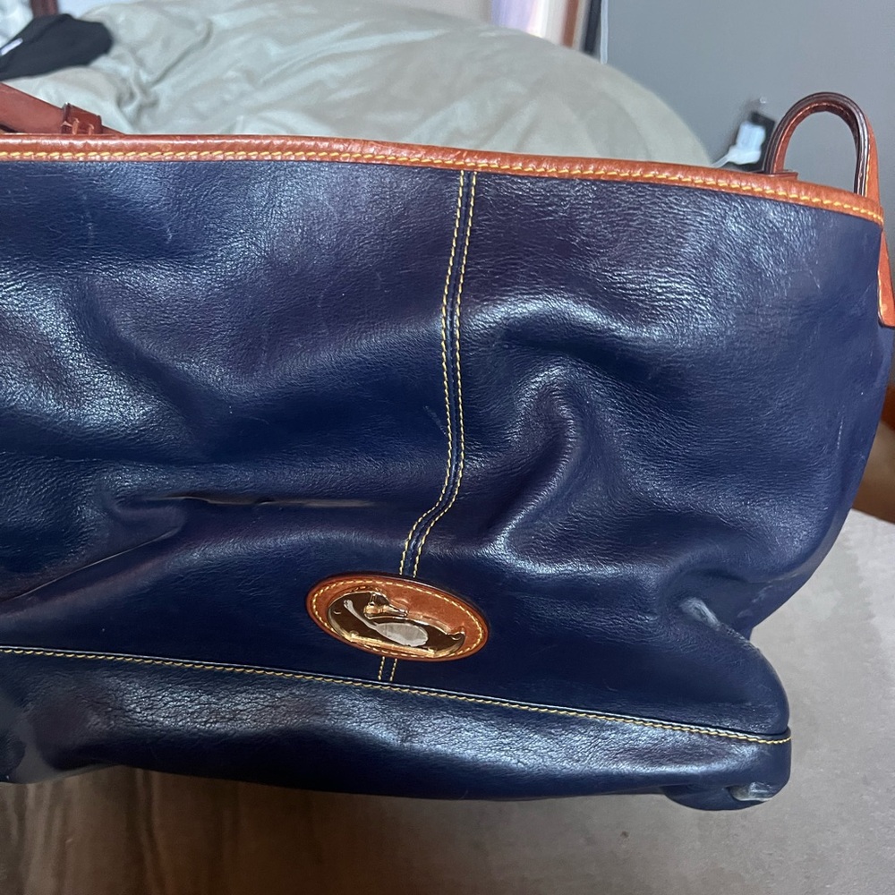 Dooney & Bourke all leather purse